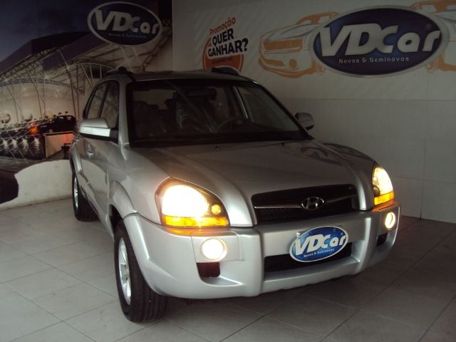 HYUNDAI TUCSON GL MECANICO 2.0