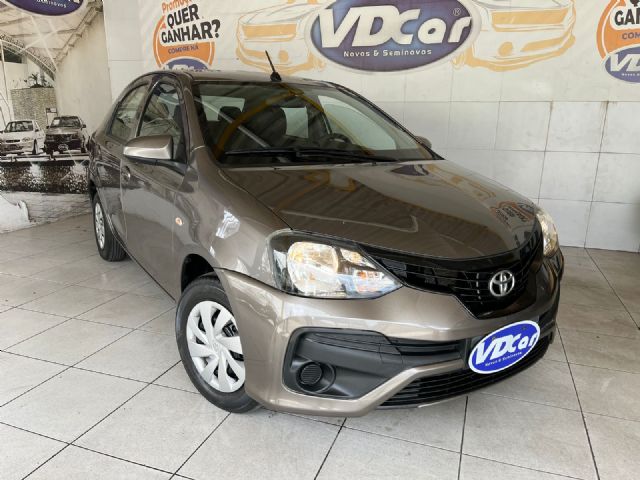 TOYOTA ETIOS SEDAN X  1.5 