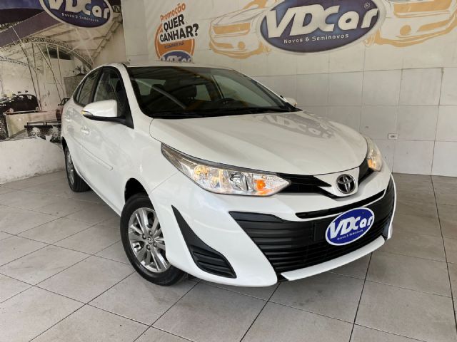 TOYOTA YARIS SEDAN XL PLUS  1.5 