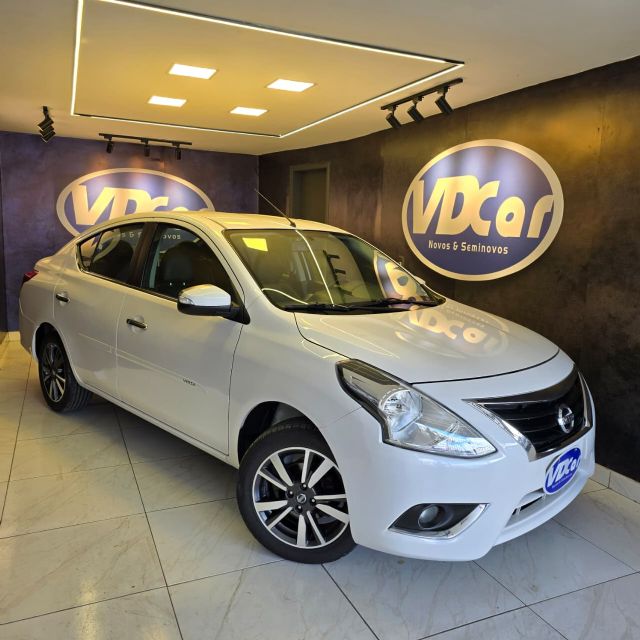 NISSAN VERSA SL  1.6 