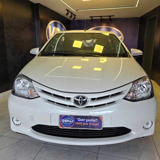 TOYOTA ETIOS SEDAN  1.5 