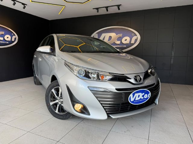 TOYOTA YARIS SEDAN XLS   